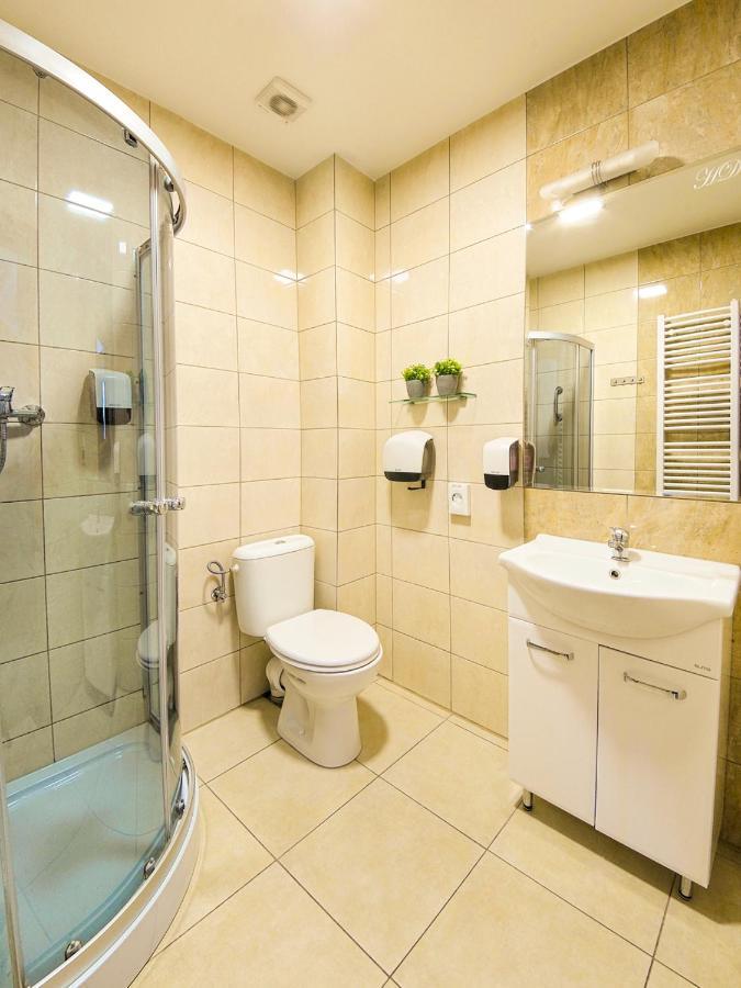 Hotel Dabrowski Oswiecim Luaran gambar