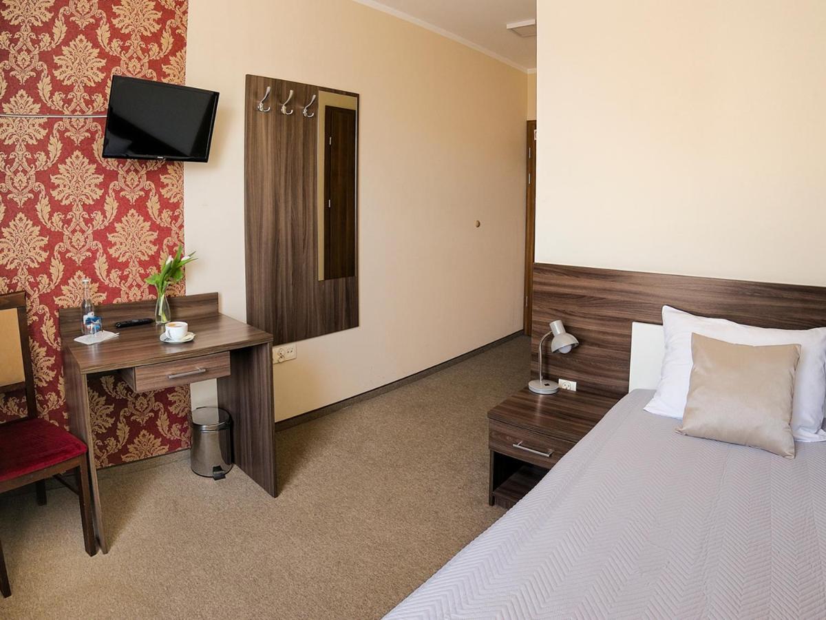 Hotel Dabrowski Oswiecim Luaran gambar