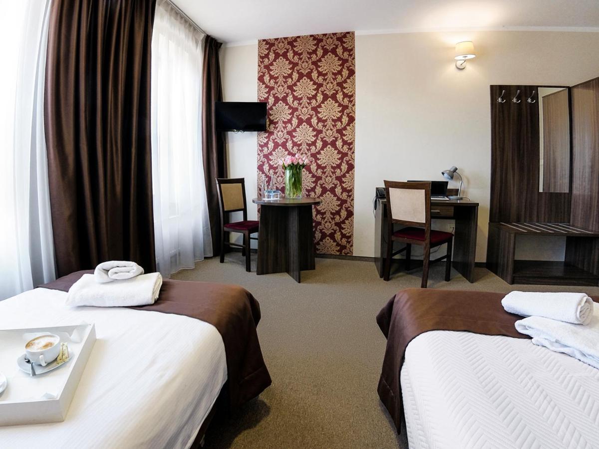 Hotel Dabrowski Oswiecim Luaran gambar