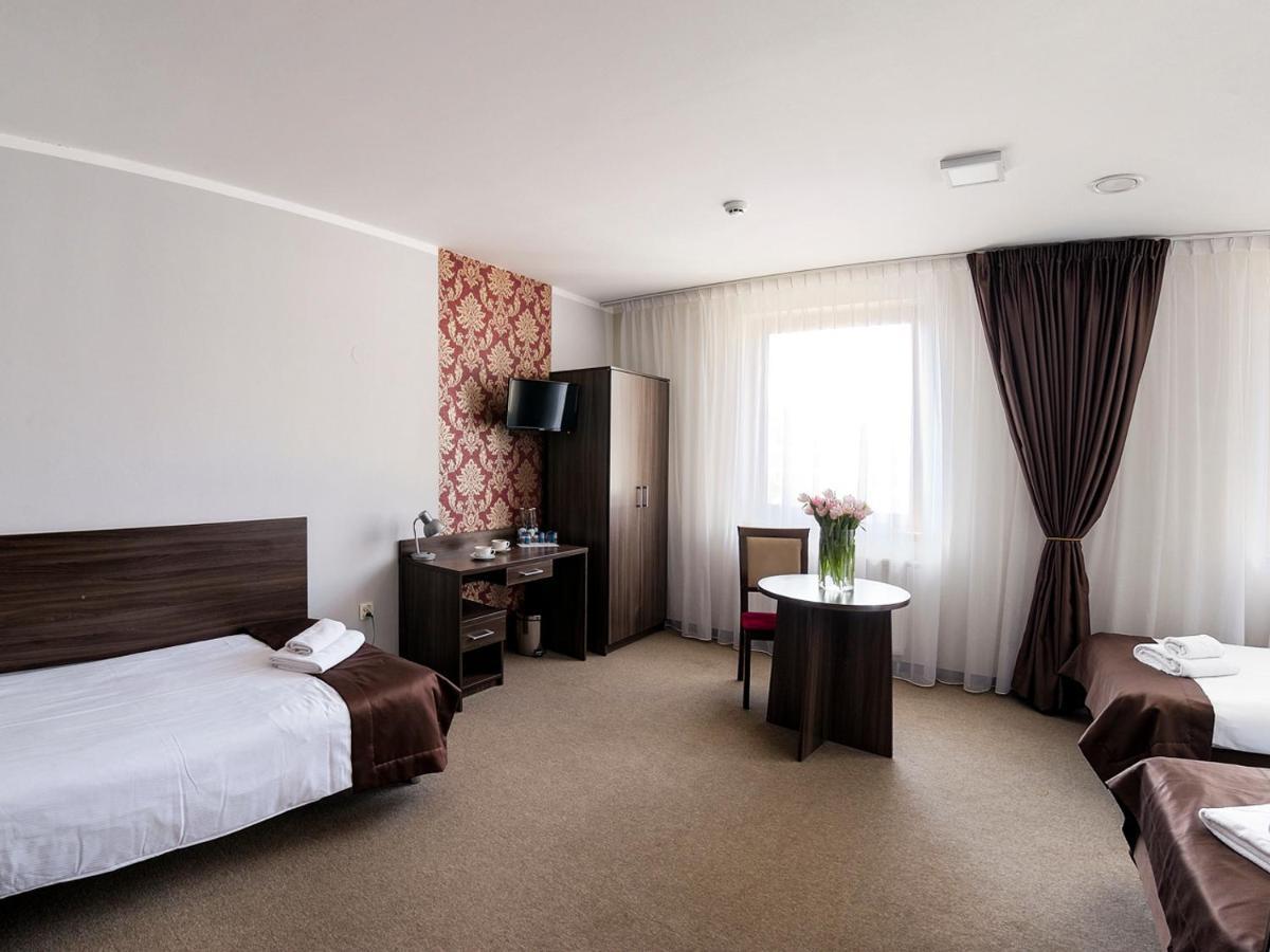 Hotel Dabrowski Oswiecim Luaran gambar