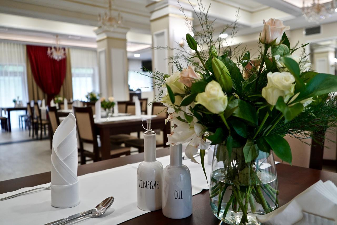 Hotel Dabrowski Oswiecim Luaran gambar