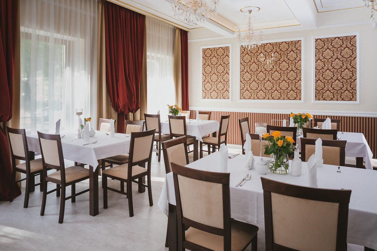Hotel Dabrowski Oswiecim Luaran gambar