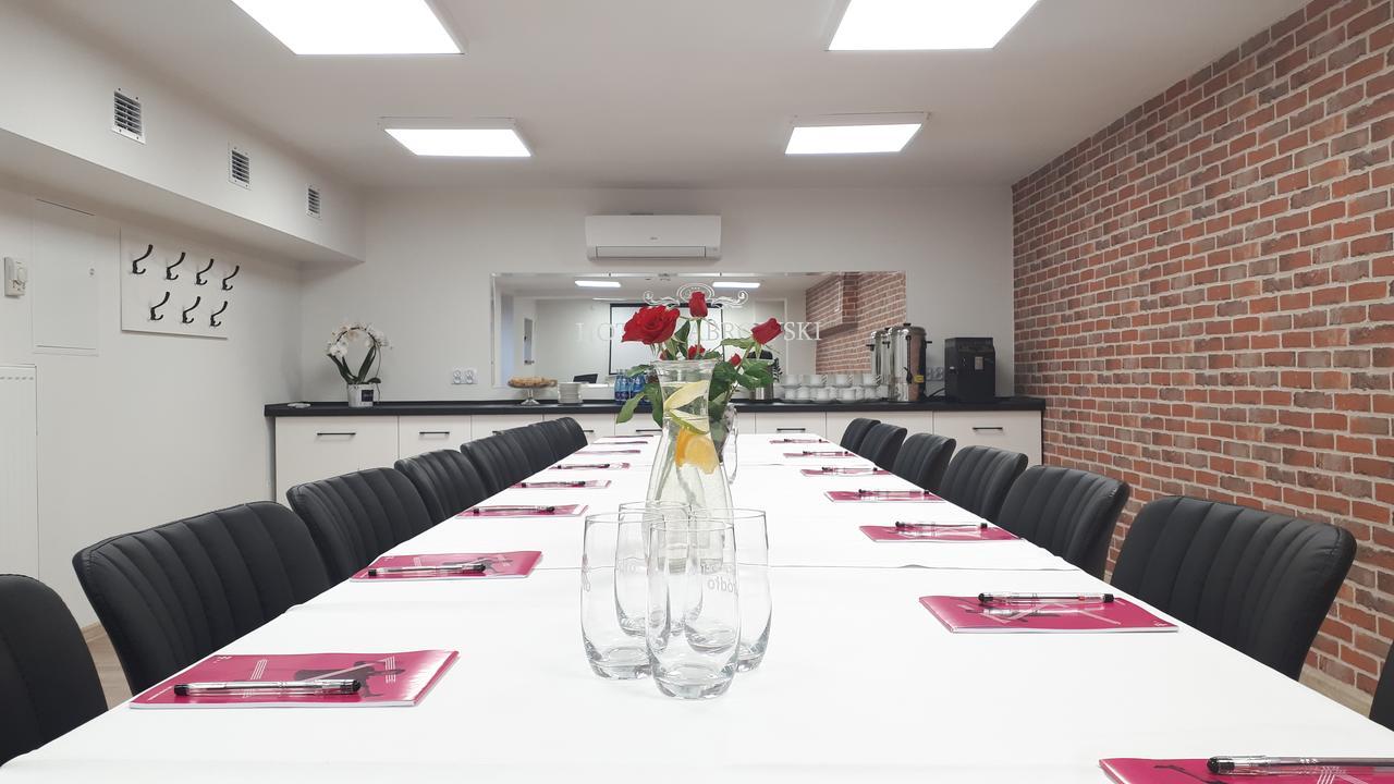 Hotel Dabrowski Oswiecim Luaran gambar